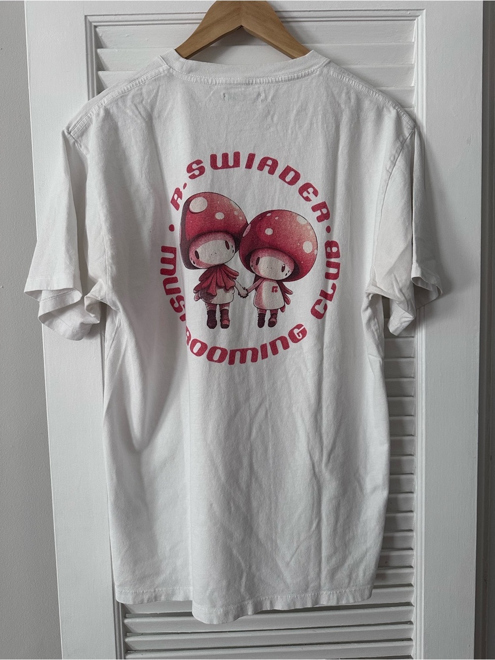 R. Swiader Mushroooming Club Graphic Tee | White | Size M